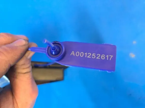 Vänster luftintag OEM QUA11492 för BMW M5 G90 image 4