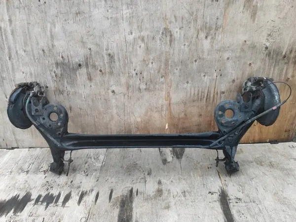 Toyota Prius (XW50) 2015 Trave Posteriore image 6