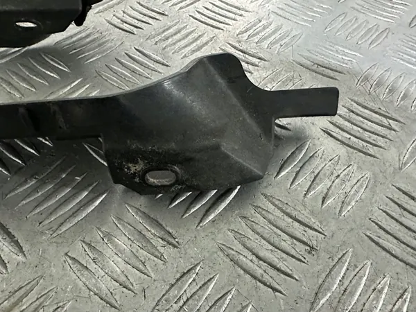 OEM 13223758/13266903 Etulokasuojasarja Opel Corsa D:lle image 10
