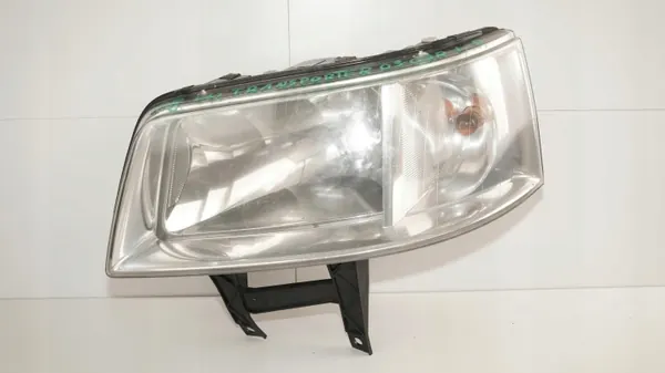 Farol esquerdo dianteiro VW Transporter T5 03-09 OEM image 2