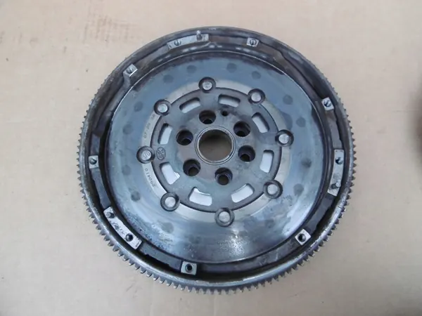 VW T5 LIFT EMBREAGEM 2.0 TDI image 3