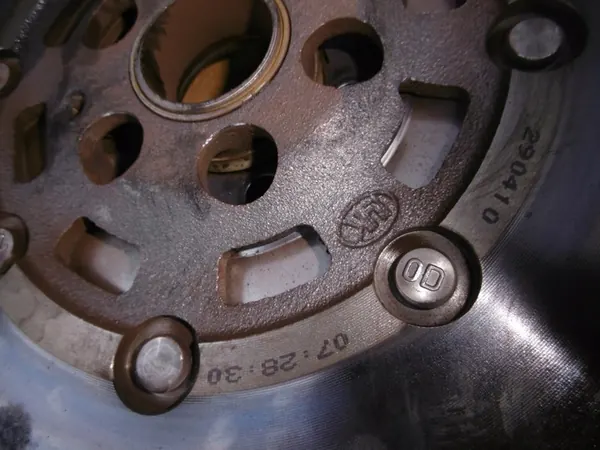 VW T5 LIFT EMBREAGEM 2.0 TDI image 4