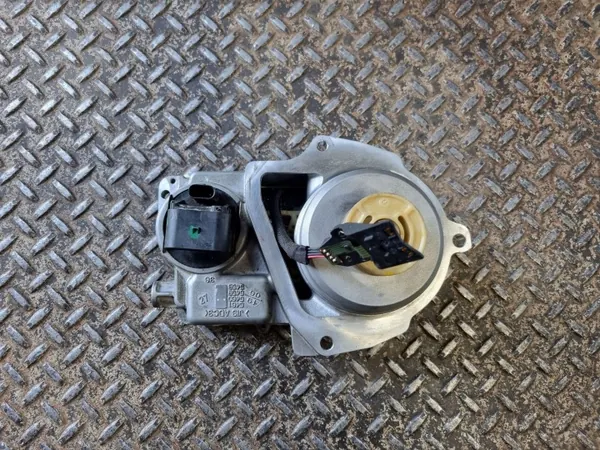 BMW Stuurbekrachtigingspomp OEM 38242488 - Gebruikt image 2