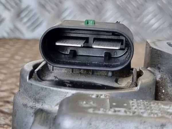 BMW Stuurbekrachtigingspomp OEM 38242488 - Gebruikt image 6