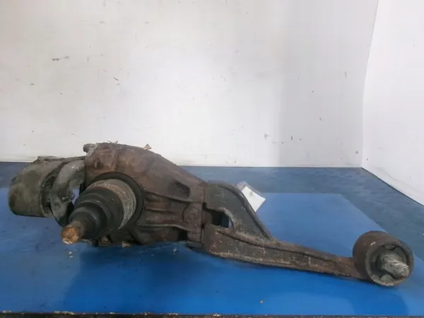 MERCEDES VITO W639 2.2CDi Rear Differential A6393501114 image 2