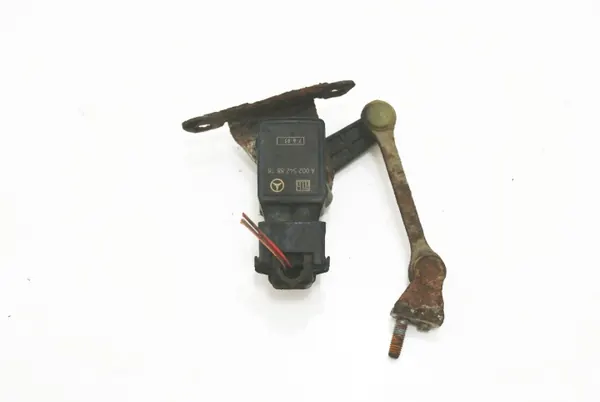 Sensor de nível traseiro direito OEM A0025428818 Mercedes image 4