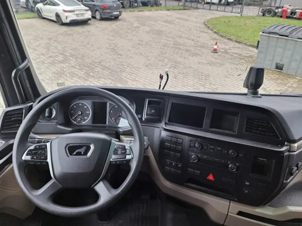 MAN TG3/TGX/GM/XLX makuuhytti OEM x - Käytetty image 8