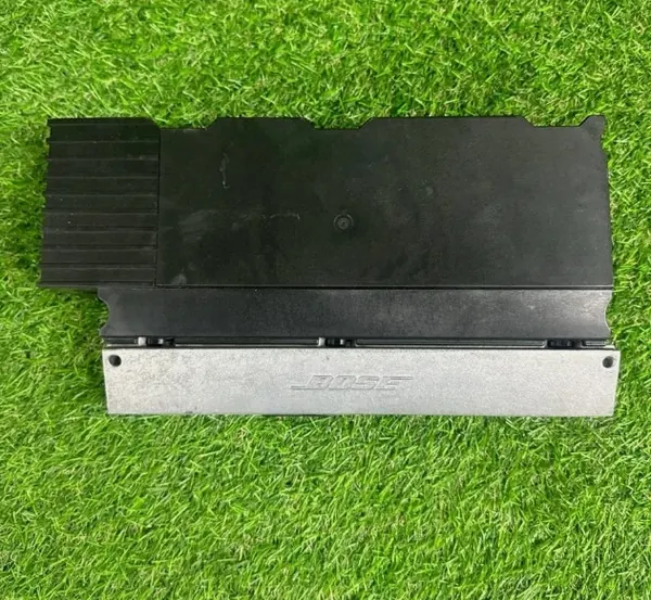 Audi A6 C6 Radiovahvistin OEM 4F0035223G image 2