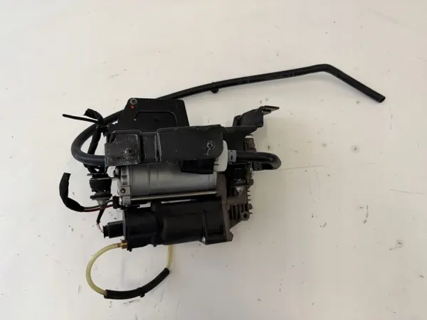 Mercedes ML GLE GL GLS Compresseur Airmatic A1663200104 image 4