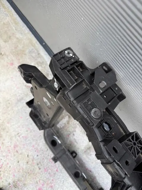 Frontstoßstangenverstärkung Nissan Juke II 625006PA0B image 4