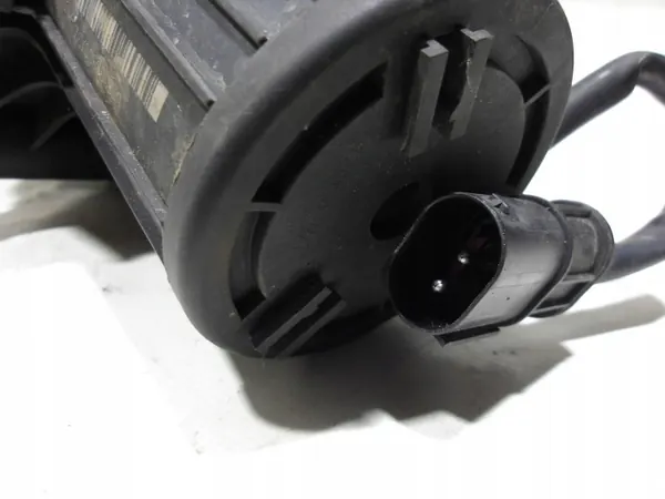 Bomba de ar secundário BMW OEM 7527598 - Usado image 3