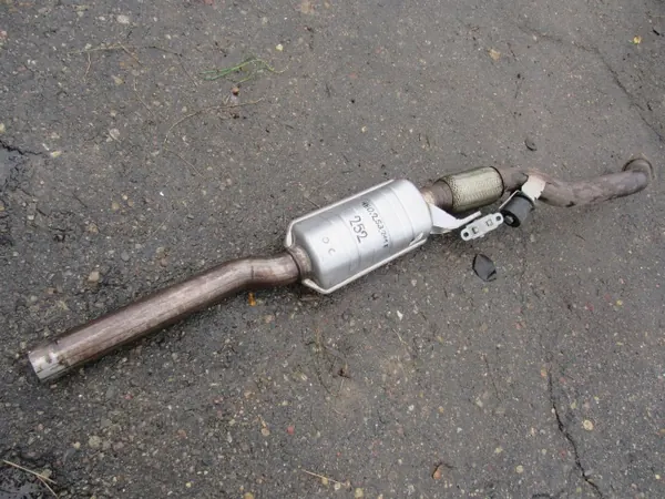 Gebruikte Audi OE midden demper OEM 4H0253211E image 9