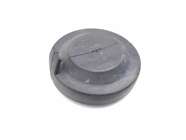 VW Passat Ajovalolampun kansi OEM 89004031 image 10
