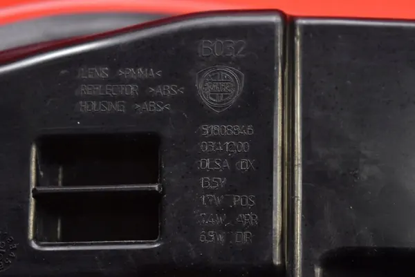 Lámpara trasera derecha LED Lancia Delta 2008-2014 OEM 51808846 image 8