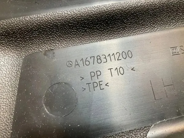 Peças do compartimento motor usadas OEM A1678311200 Mercedes image 3