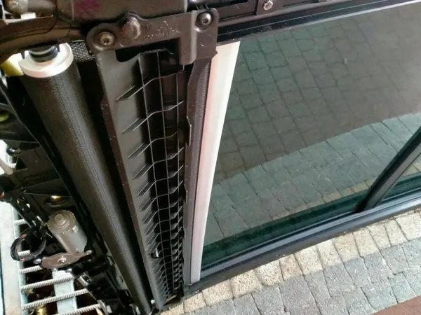 Audi Q7 Panoramakatto OEM 310126173915 - Käytetty image 6