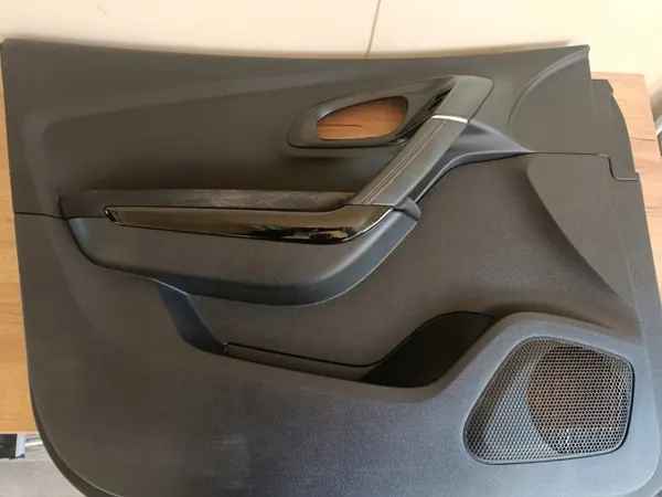 Panel de Puerta Delantera Izquierda OEM AOP43236 Renault Kadjar image 5