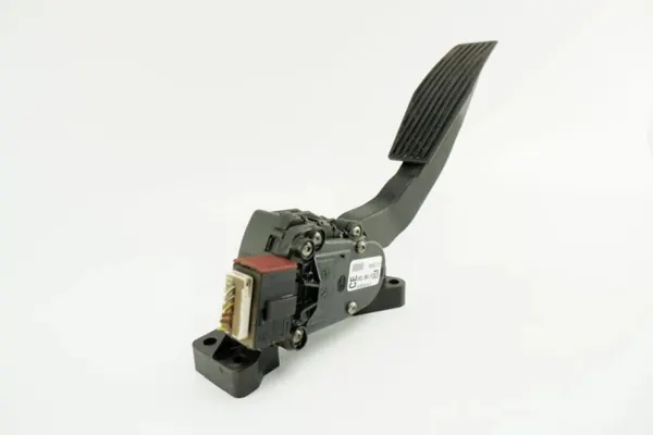 Gaspedaalpotentiometer OEM 9186724 voor Opel image 3