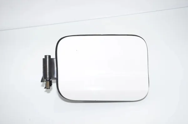 BMW X1 F48 Brandstofklep OEM 7359171 - Gebruikt image 2