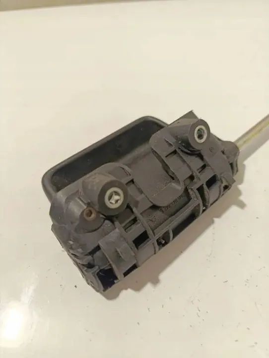 VW T5 Schiebetürgriff OEM 7H0843642E - Gebraucht image 5