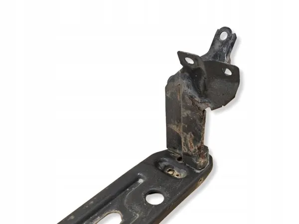 Volvo OE 31368100 Radiatorsteunbalk Gebruikt image 4