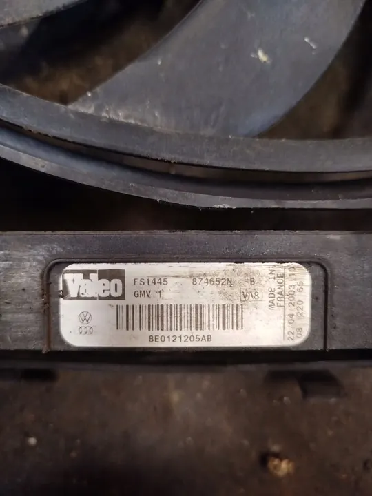 Kylarrubrik Audi A4 B7 2.0 140HK 8E0121205AB image 4