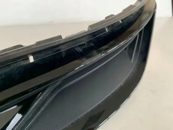 Punta de escape Audi OE usado OEM 4M8807319A image 8