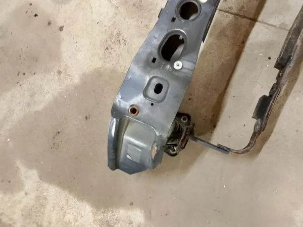 Ford Focus mk3 Etupuskurin palkki OEM mjhgtresdv image 3