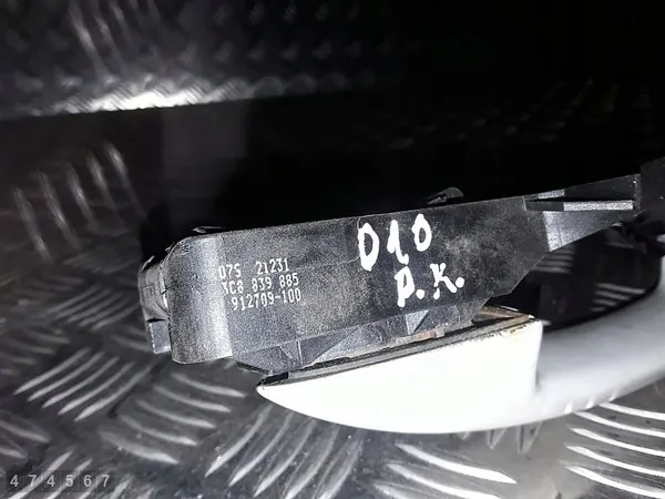 Vasen takaluukun kahva VW CC 2011 3C8839885 image 3