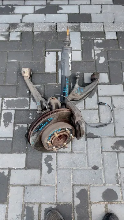 Hummer H3 05-10 Sospensione Anteriore Sinistra Destra OEM 15082976c image 2