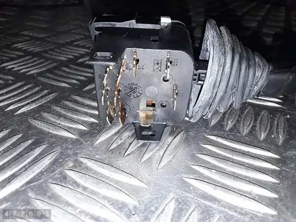 Interruptor Opel Vectra B OEM AM-477603 - Usado image 3