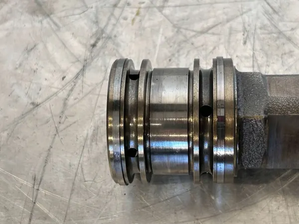 Uitlaatnokkenas OEM 7586785 voor BMW E70/E71 M S63 image 3