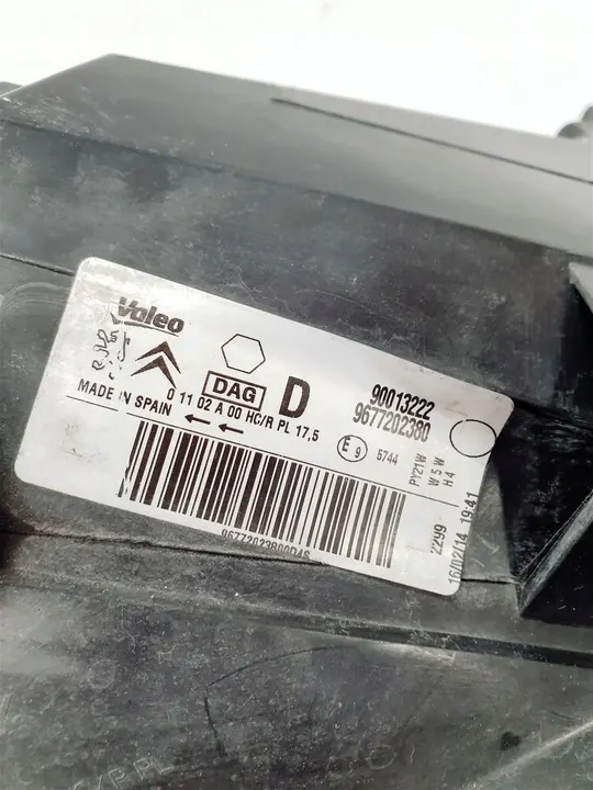 PEUGEOT PARTNER II LIFT Faro Derecho OEM 90013222 image 4