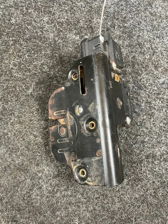 Mercedes Vito W639 Tailgate Lock A6397401535 image 4