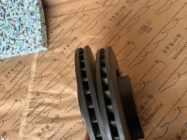 AUDI A4 B9 A5 Voorremschijven 338mm Origineel 8W0615301P image 3