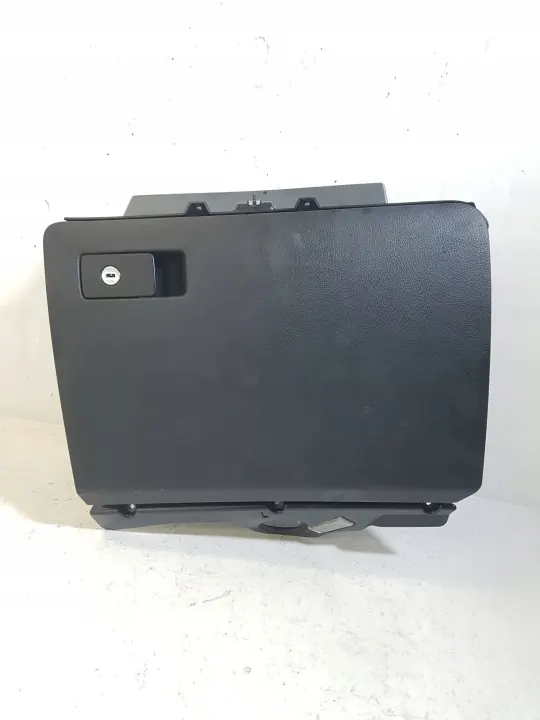Handskfack med CD-byrare VW Passat B6 OEM 3C1857097 image 2