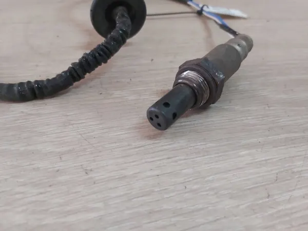 Toyota Prius II 1.5 Lambda Sensor OEM 89465-47070 image 4