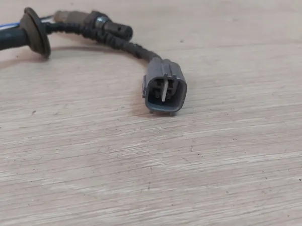 Toyota Prius II 1.5 Lambda Sensor OEM 89465-47070 image 5