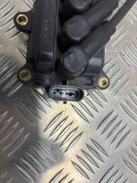 Bobina de encendido Renault Clio IV 2014 image 7