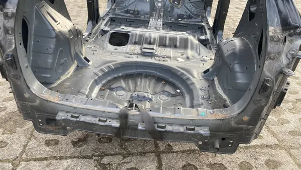 OEM 65900-D3000 takakontin matto Hyundai Tucsonille image 2
