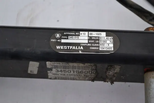 Engate Reboque Kia Carnival I OEM 345015 - Usado image 9