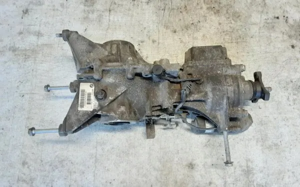 Differenziale posteriore BMW X1 F48 8655339 2.0L Diesel image 2