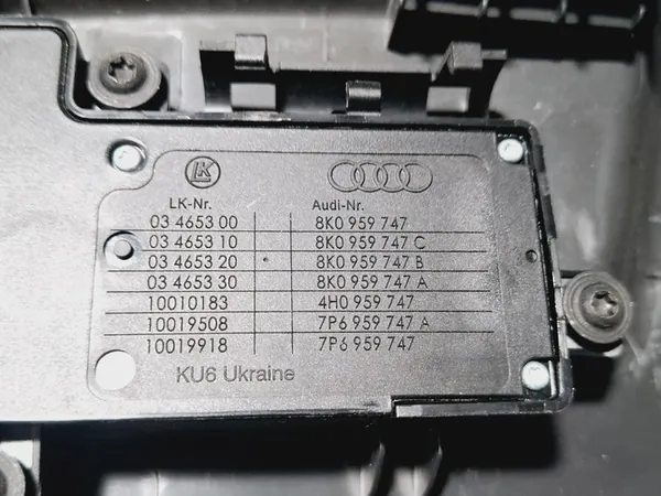 Vorderer linker Sitzsteuerungsschalter Skoda Superb II image 10