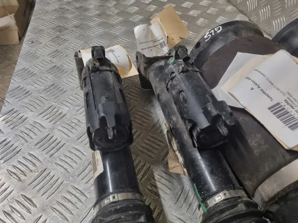 MERCEDES GLS W166 Ammortizzatori Posteriori A1663200500 image 8