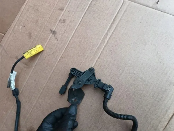 Peugeot 308 II Koplampniveausensor OEM 9675785780A image 3
