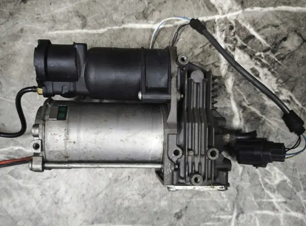 Luftfederungskompressor OEM BH32-19G525-DE Land Rover image 3