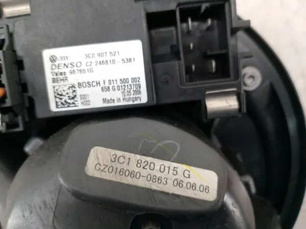 Motor del Ventilador OEM 987651G para VW Passat B6 - Usado image 2