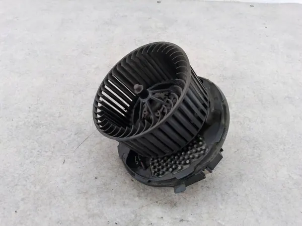 Motor del Ventilador OEM 987651G para VW Passat B6 - Usado image 3