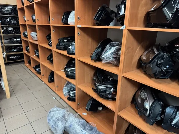 Mercedes V 447 AMG voorbumperbalk image 10