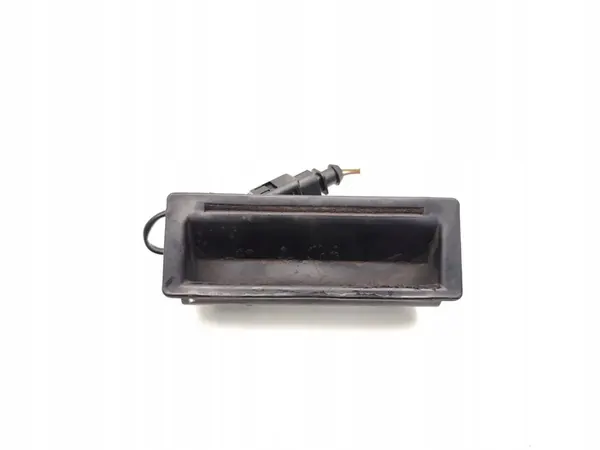 Interruptor de porta-malas VW Touareg 2004 SUV OEM 1J0827566F image 6